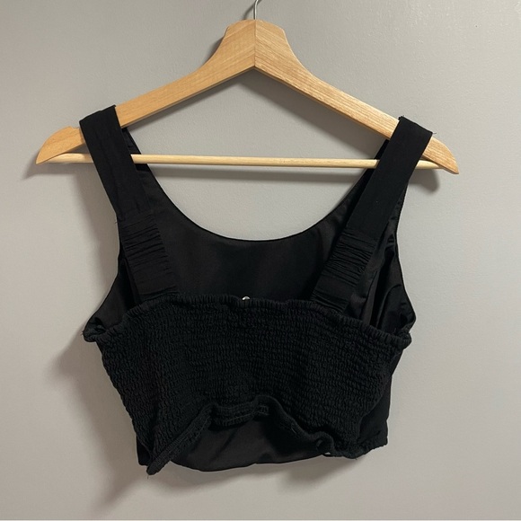 Japna Crop Top - Picture 2 of 3